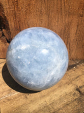Load image into Gallery viewer, Blue Calcite sphere (large)