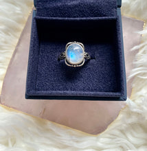 Load image into Gallery viewer, Moonstone Ring