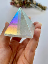 Load image into Gallery viewer, Angel Aura Pyramid